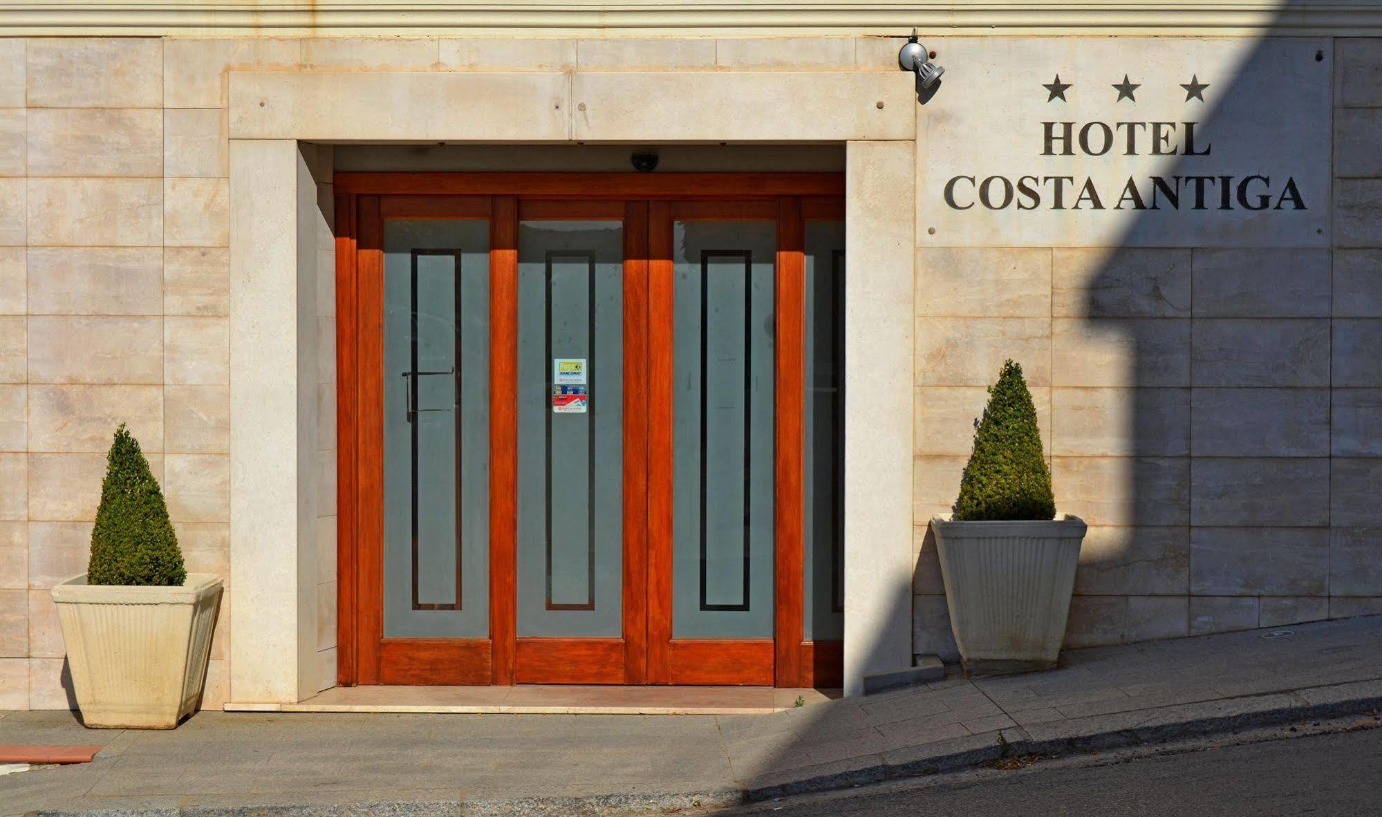 Hotel Costa Antiga Кастелсардо Екстериор снимка